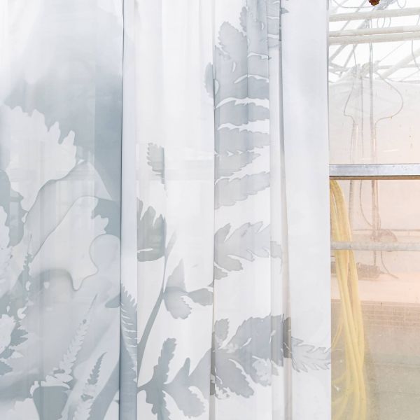 T&M/Workingbert wall curtain collection Ferns in grey on in between  foto Kurt de Wit